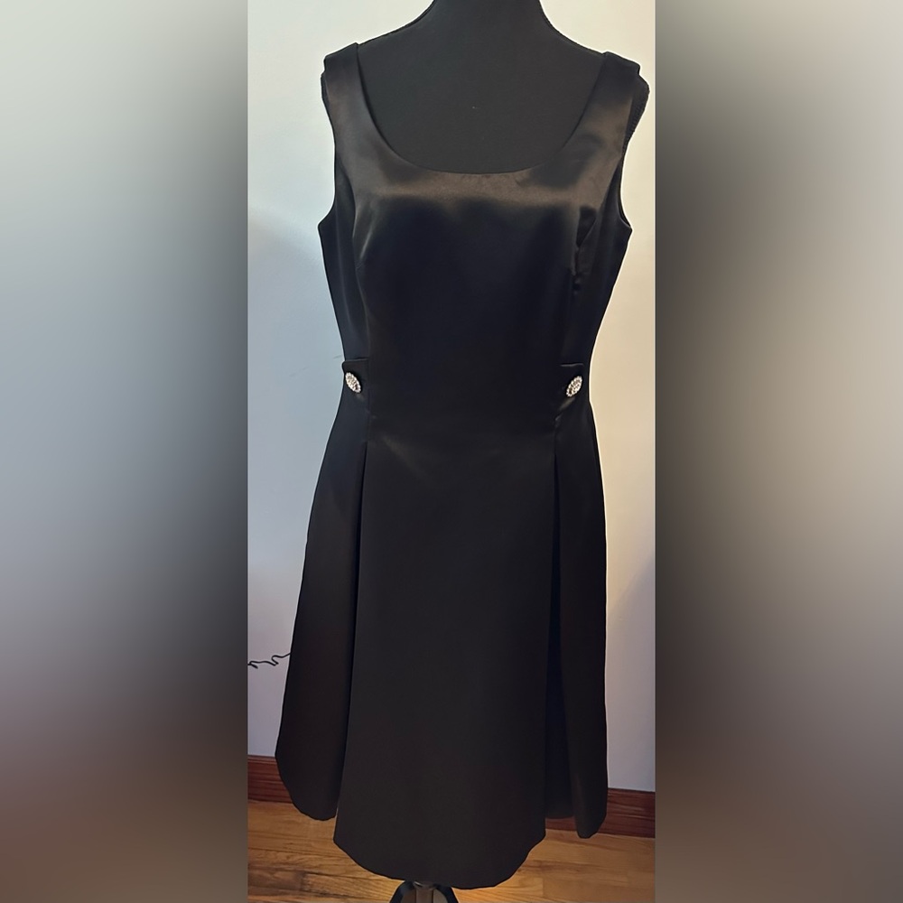 Black Cocktail Jones New York dress